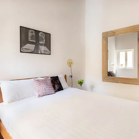 Apartament Charming 1br In Trevi By Sonder